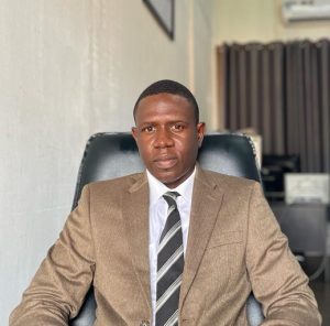 Dr. Emmanuel Timmy Donkor e1685535920313