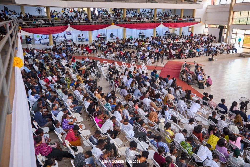 SHAPING THE FUTURE: UENR CONNECTS STUDENTS TO INDUSTRY OPPORTUNITIES 3 CAREER FAIR 26 47