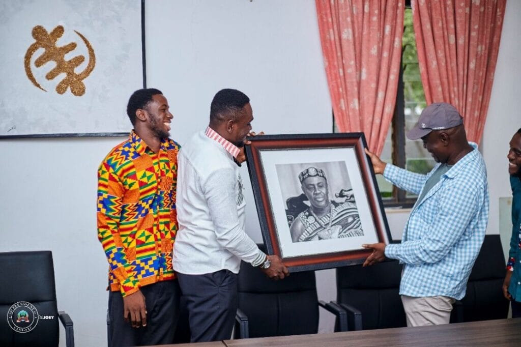 GRASAG, SRC Pay Courtesy Call to Osagyefo Oseadeeyo Dr. Agyemang Badu II 1 nh