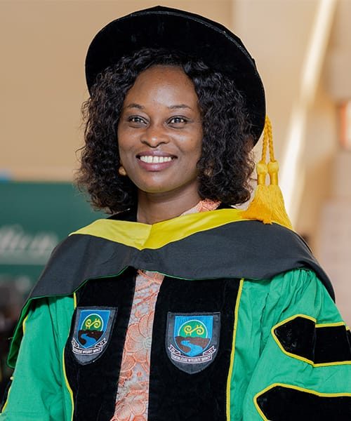 Dr Mary Antwi