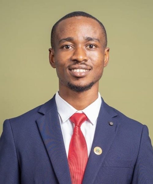 LEWIS.PROFILE.PIC  67a34abe052a9