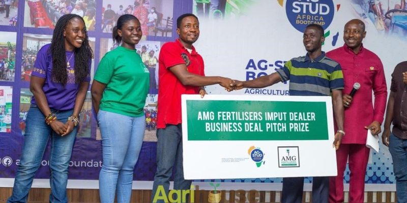 UENR AGRIBUSINESS LEVEL 400 STUDENT CROWNED OVERALL WINNER OF AMG FERTILIZERS INPUT DEALER BUSINESS DEAL PITCH